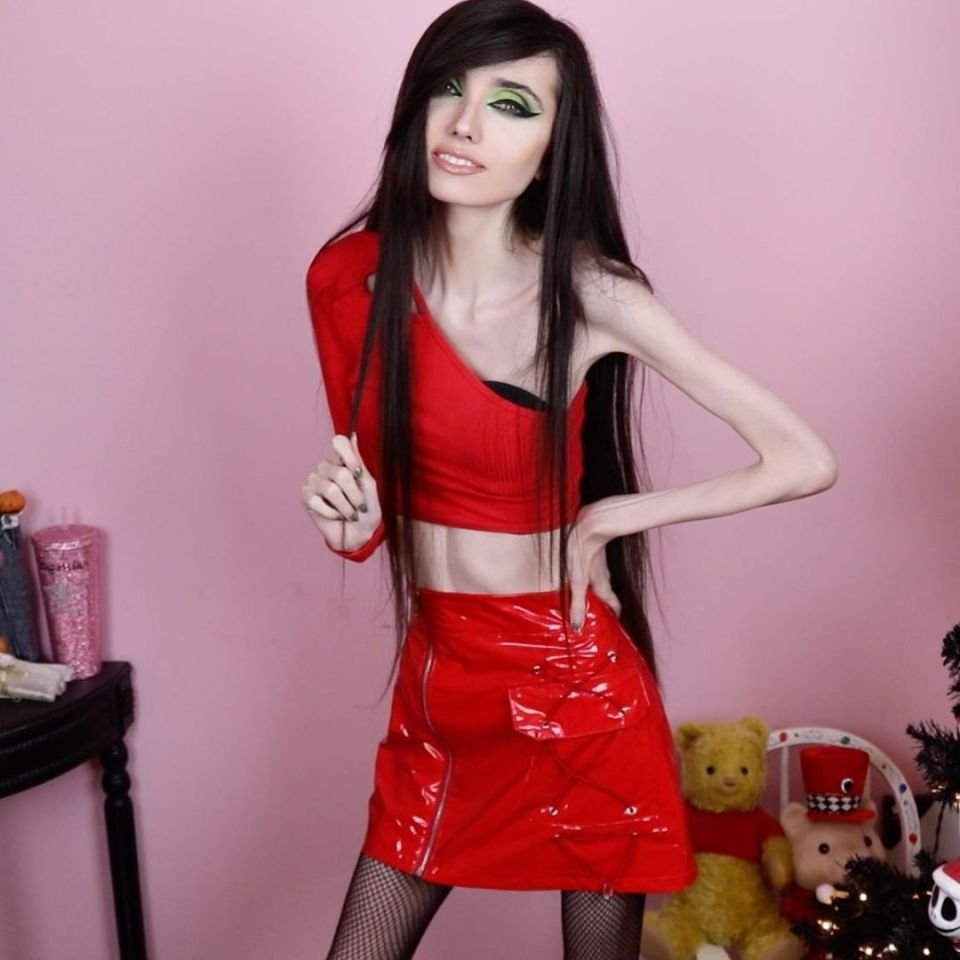 Eugenia Cooney Nipslip