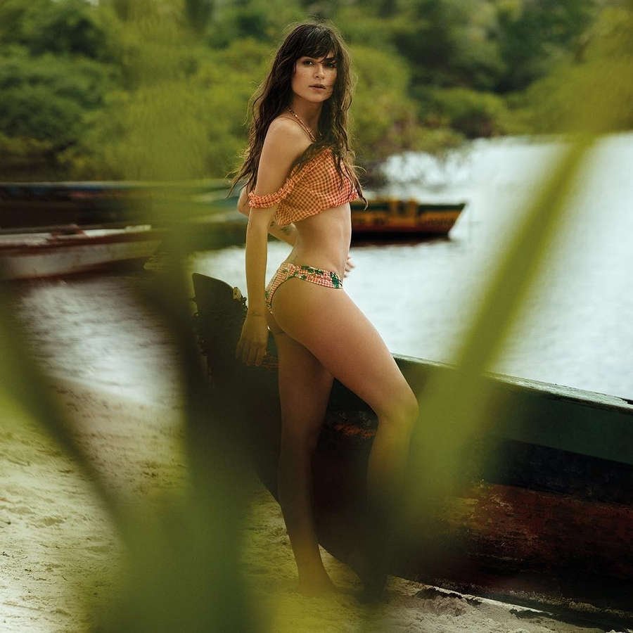 Gloria Votsis Maxim
