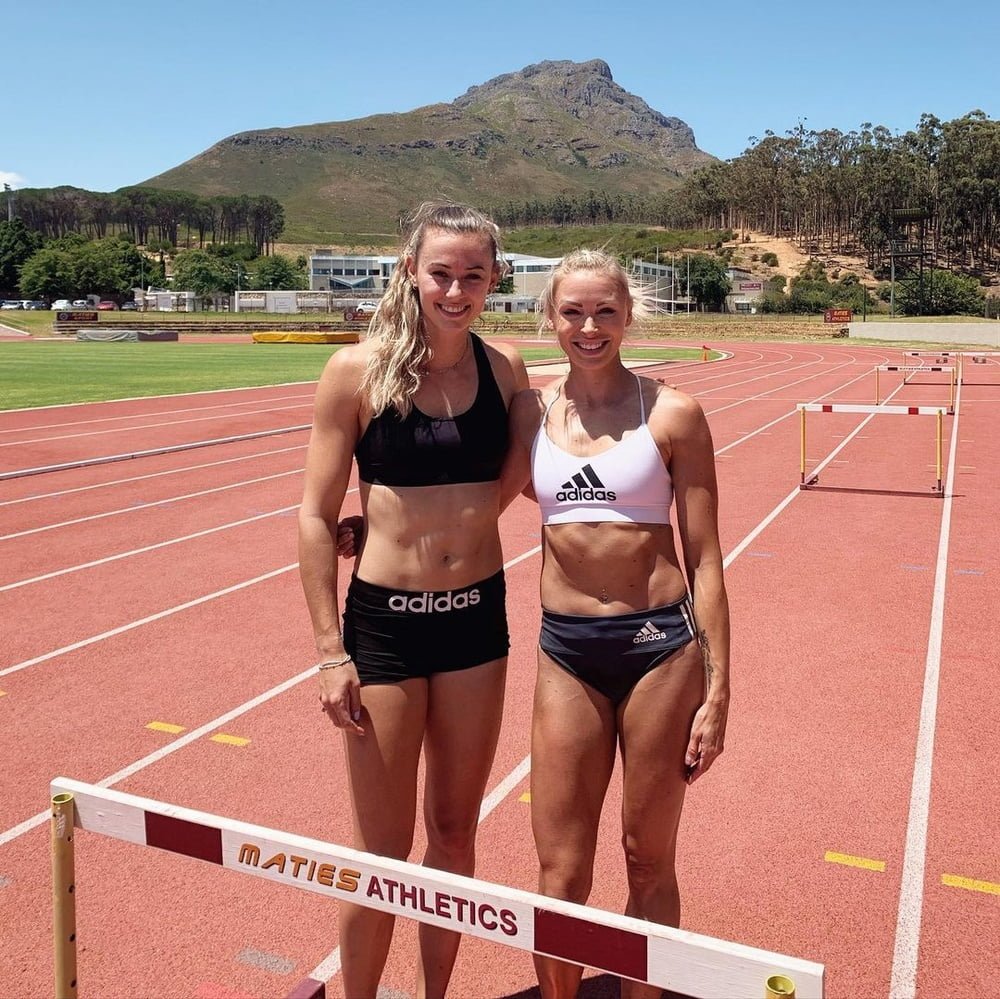 Nadine Yansen and Joanna Bliss