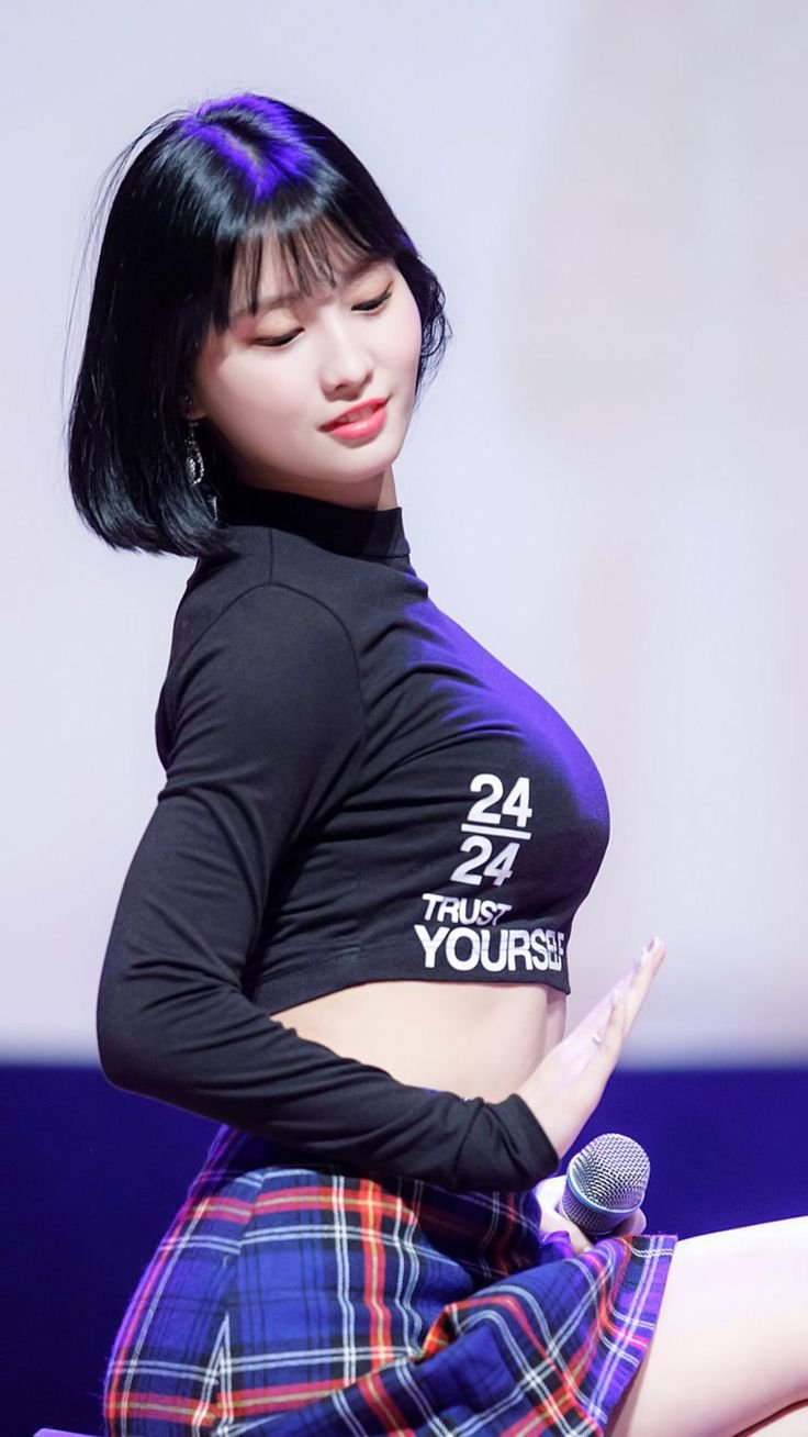 Twice Momo Body