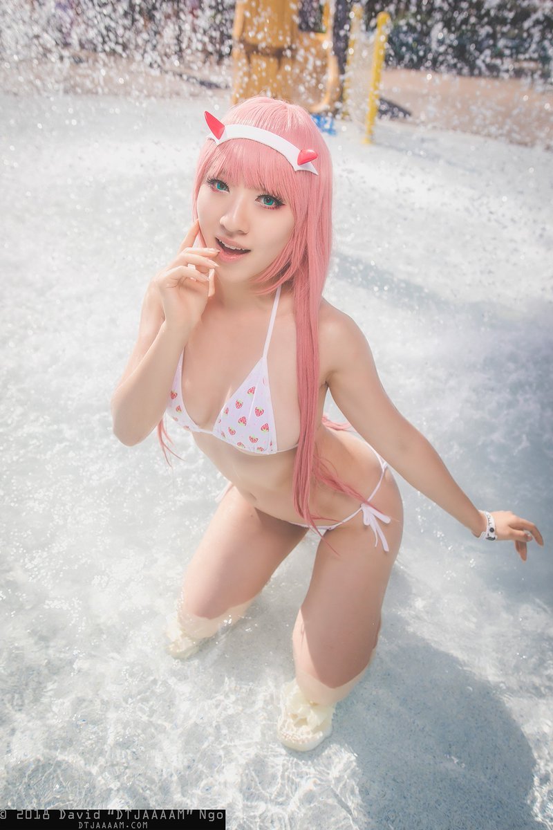 Ara Chuu Naked