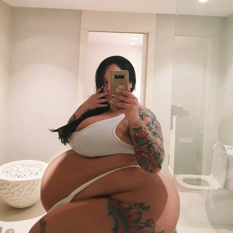 Candii Curvage
