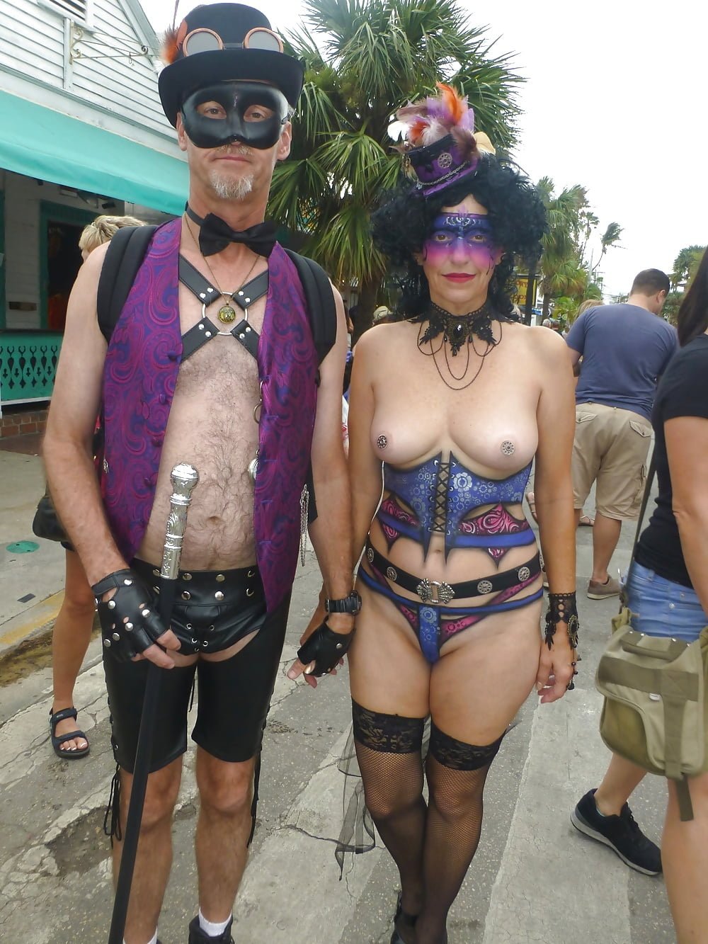 Old naked at the festival