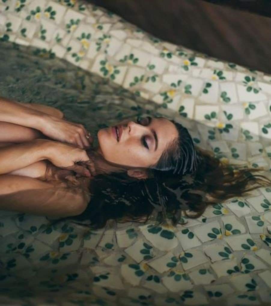 Natalia Barulich in underwear