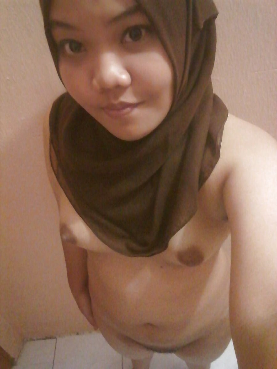Muslims with big tits selfie