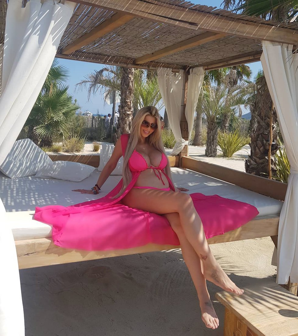LELA CETEROVA BARBIE
