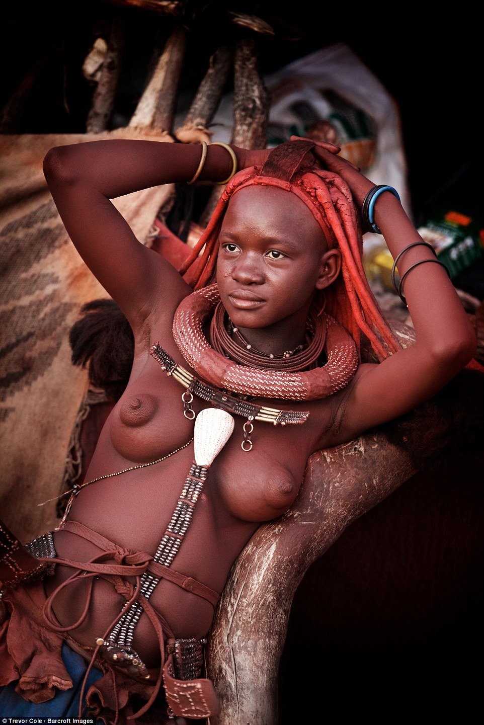 Khimba woman Nude