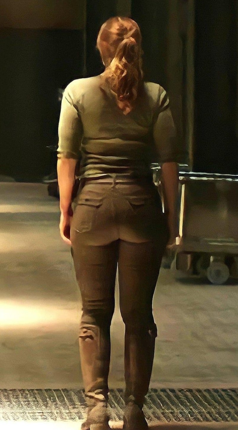 Bryce Dallas Howard Mir Jurassic period 2