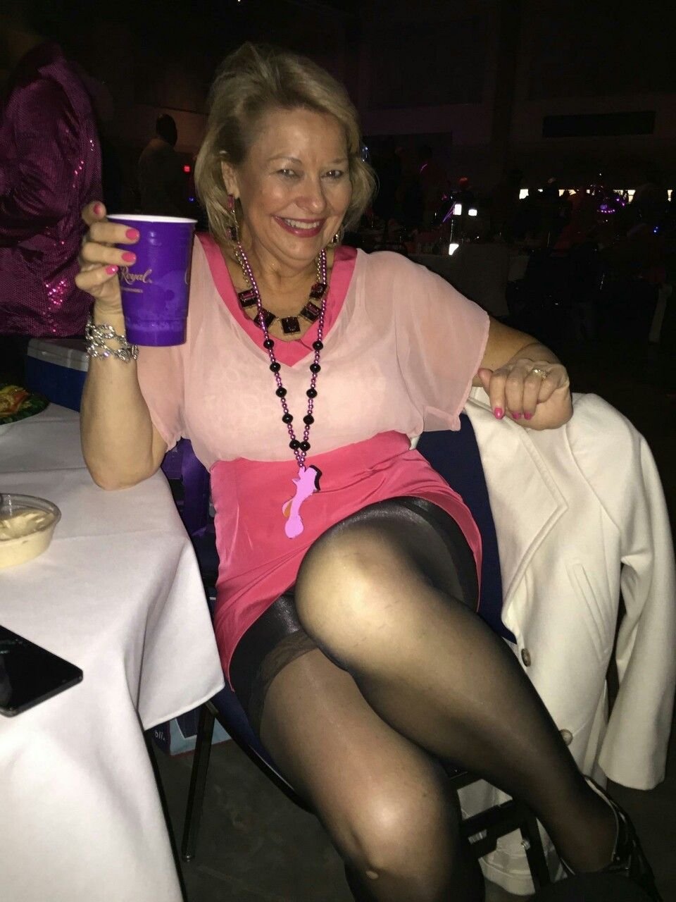 Hairy mature ladies tights