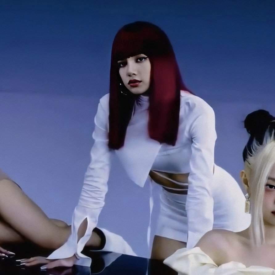 Lisa Black Pink 2021