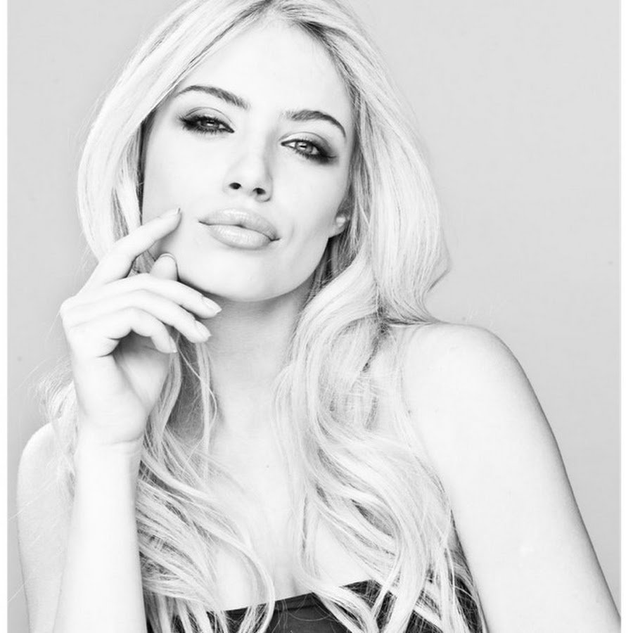 Ksenia Bazanina model