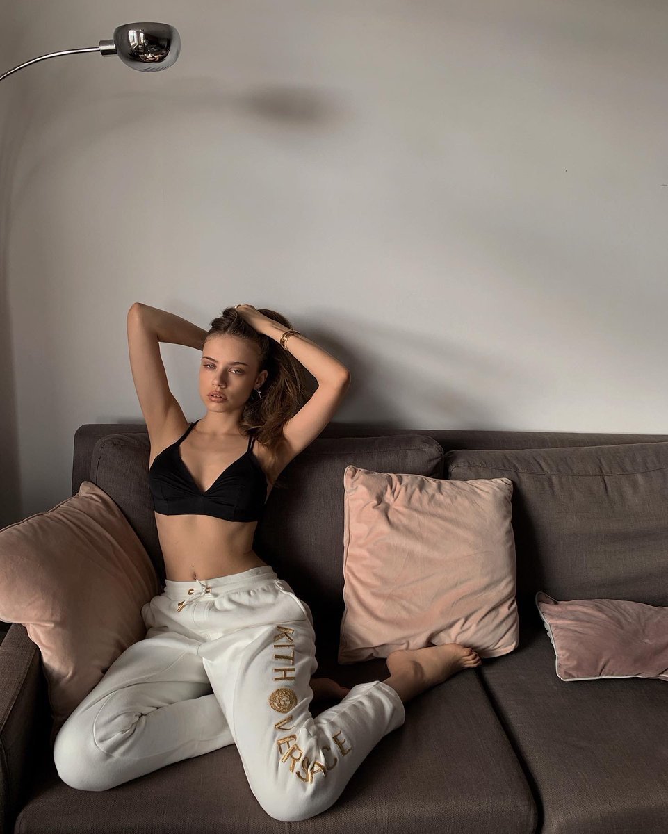 Xenia tchoumi nipslip