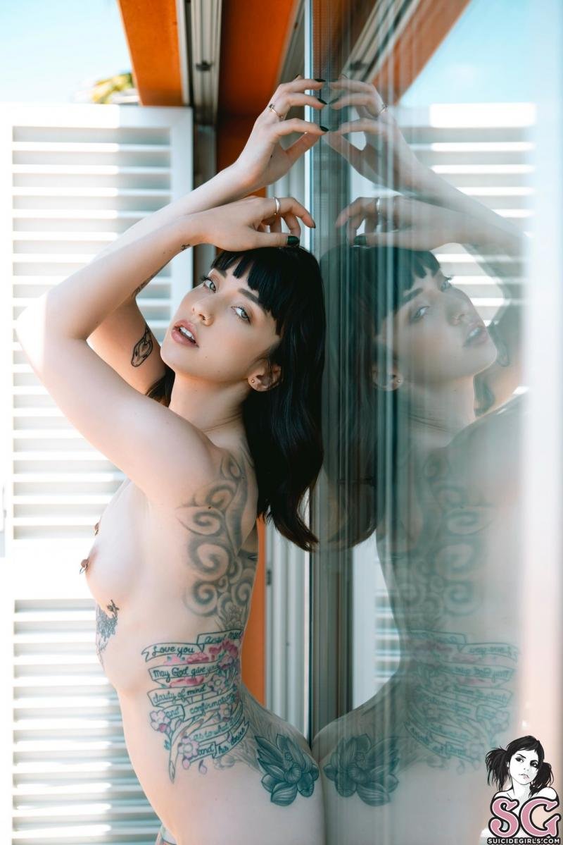Julian Suicidegirls