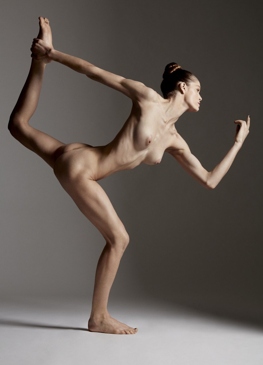 Female Anatomy for Artist Model Naked