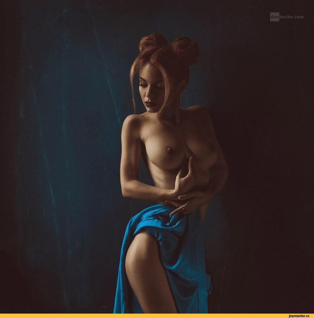 Nadia Sulumova is naked
