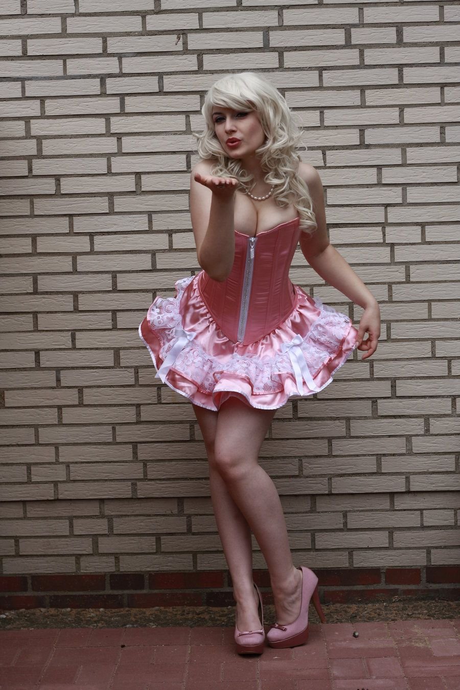 Crossdresser on the knees
