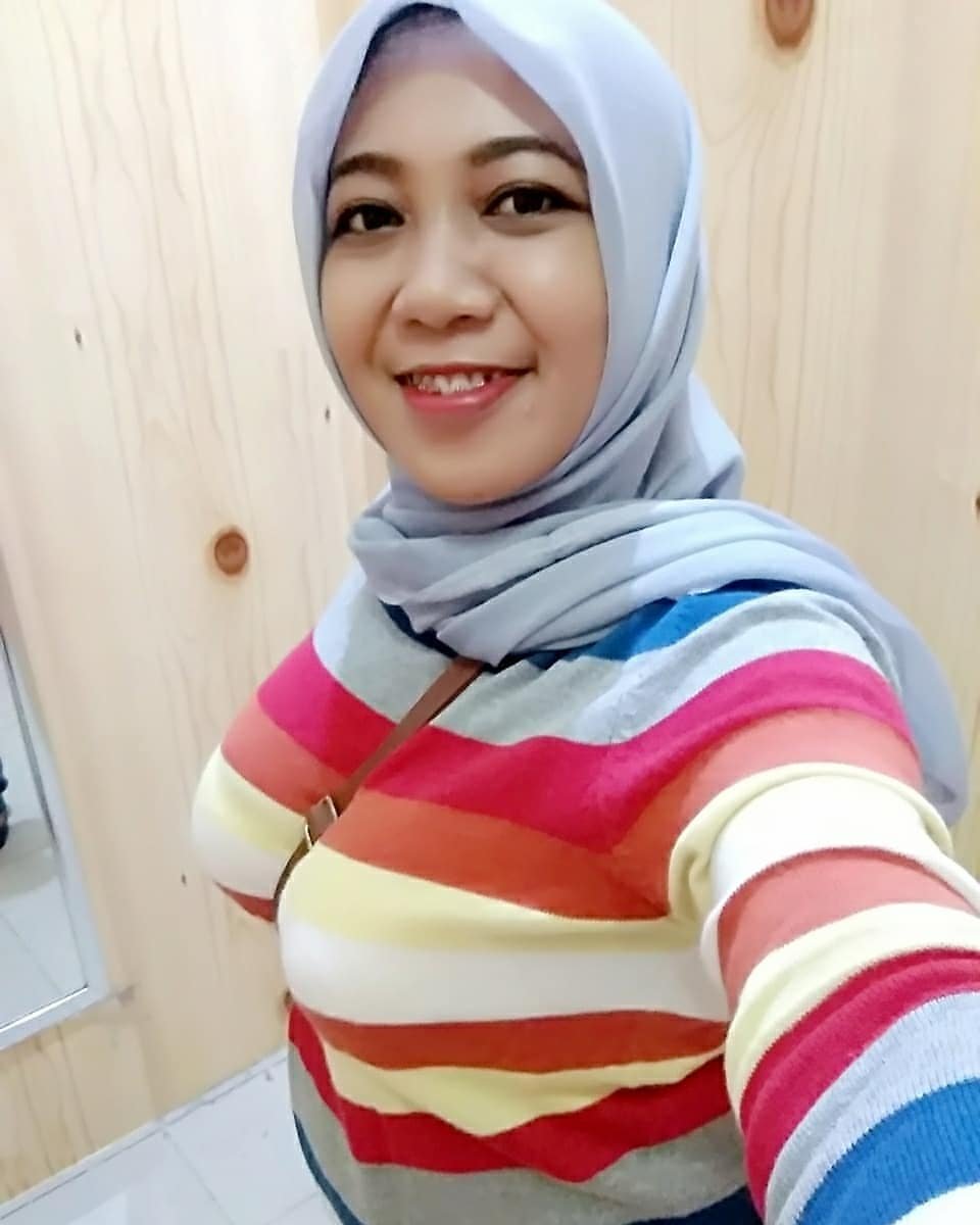 Hijab Selfie Anak