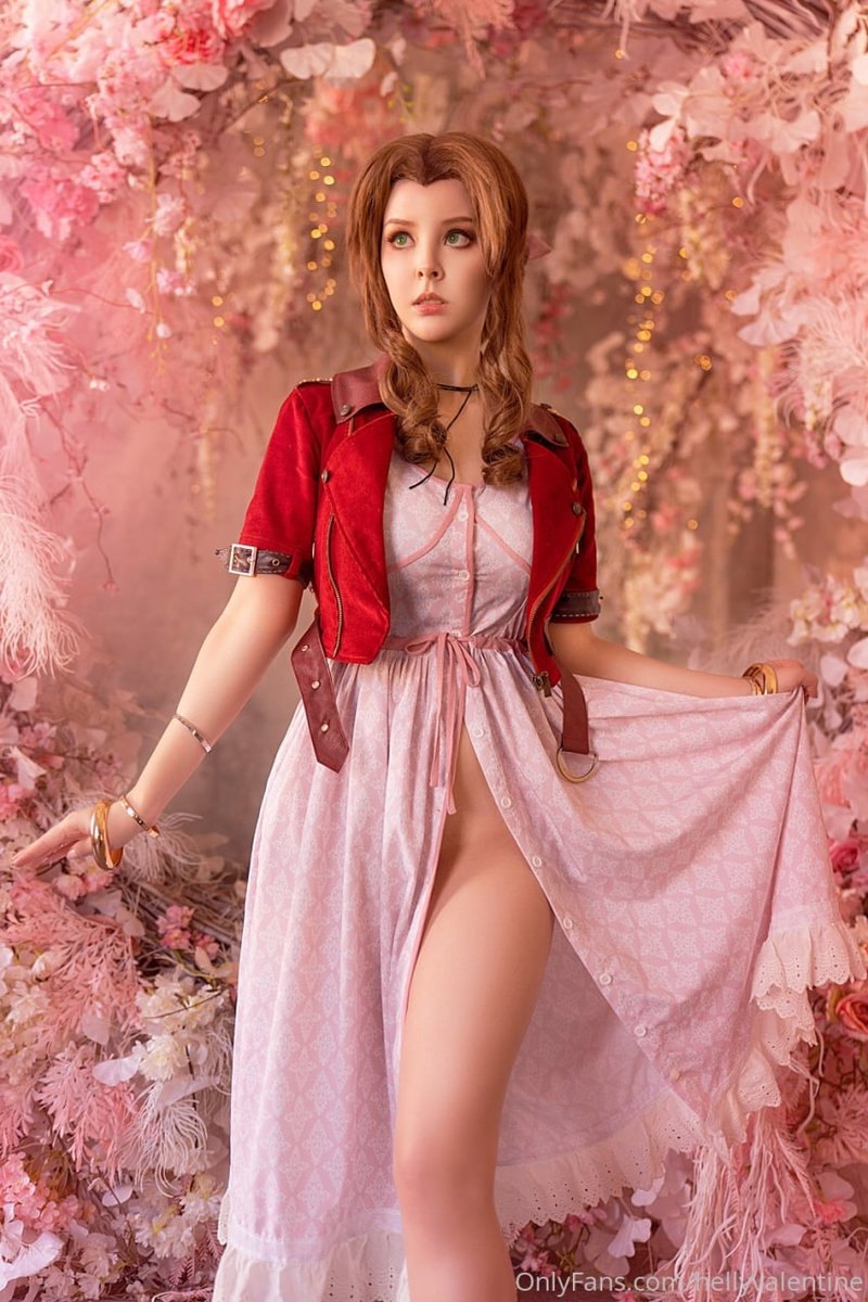 Helly Valentine Elizabeth