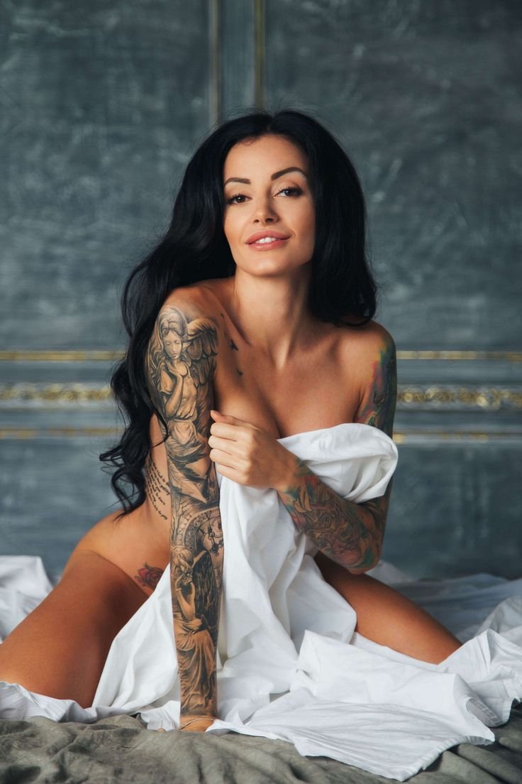Anna Popek Paparazzi