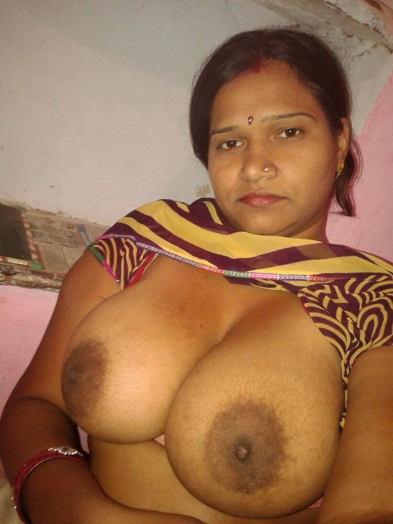 Big natural boobs Latinka
