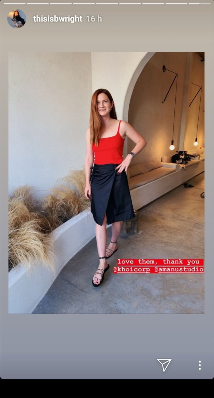 Bonnie Wright Paparazzi