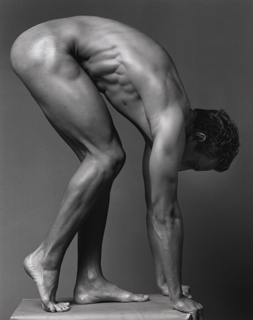 Men's artistic nudity