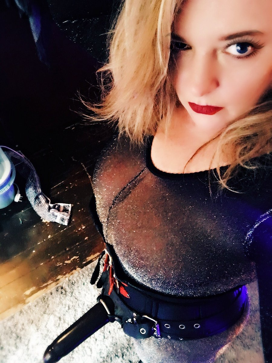 SSBBW Women in Auto