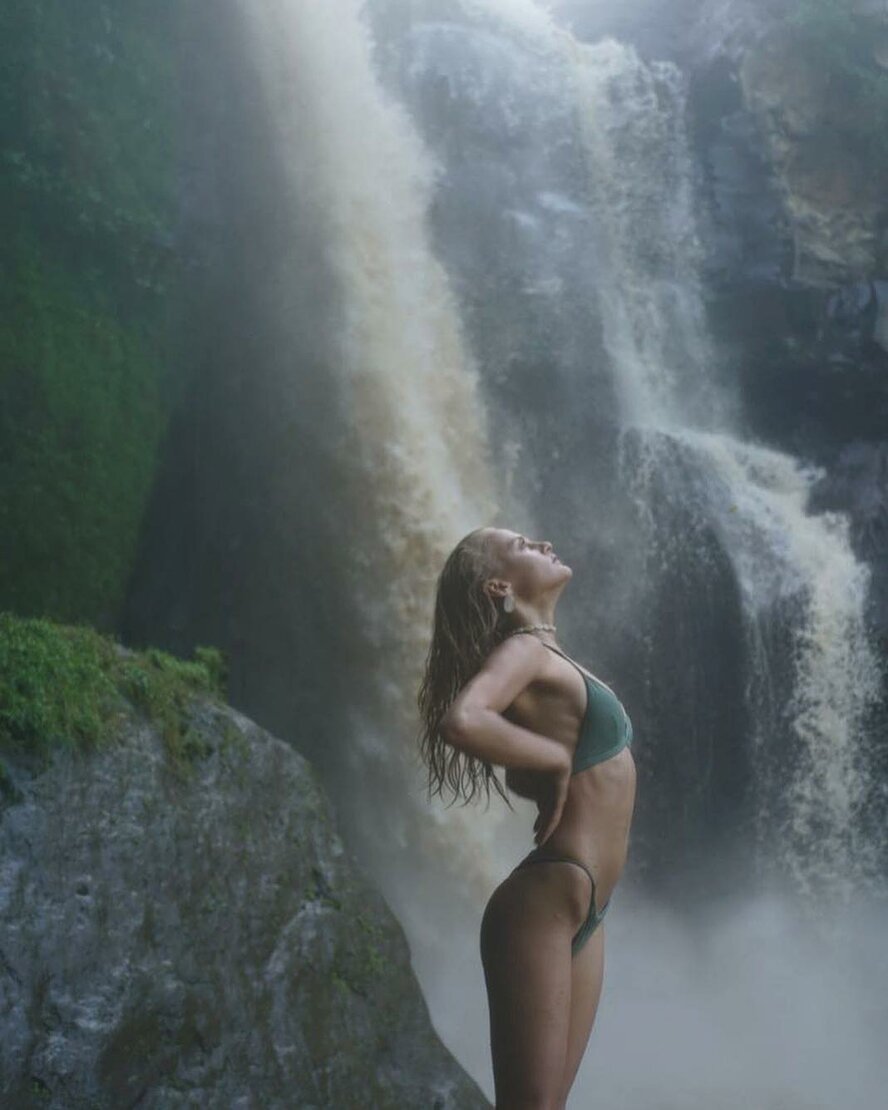 Ksenia Kokoreva Mcline