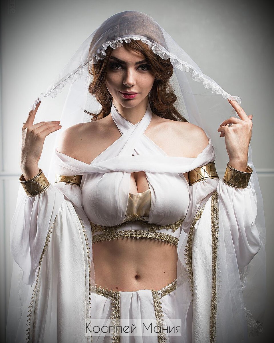 Guinever Ksenia Silkovskaya Cosplay