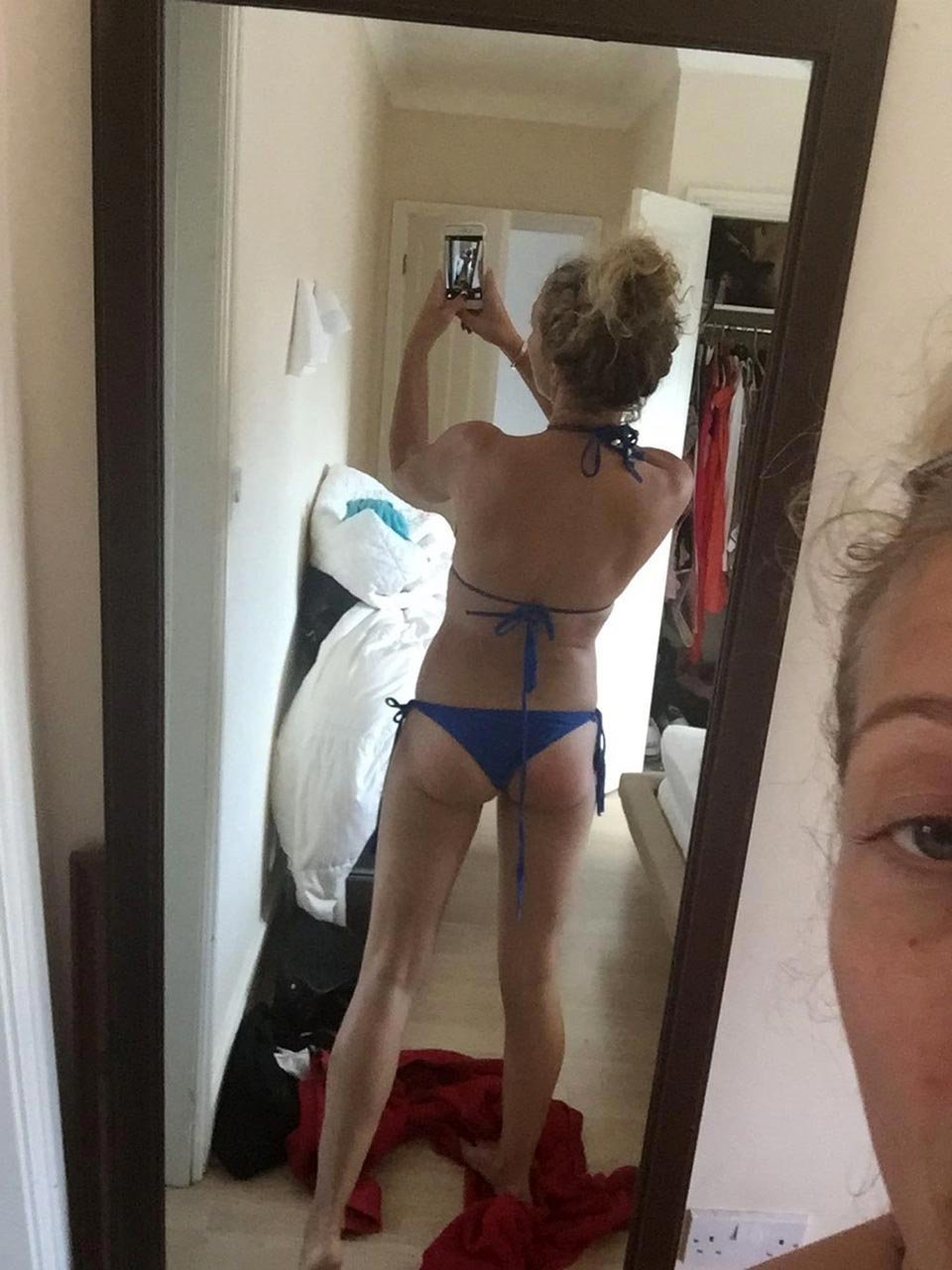 Britney Spears UPSKIR