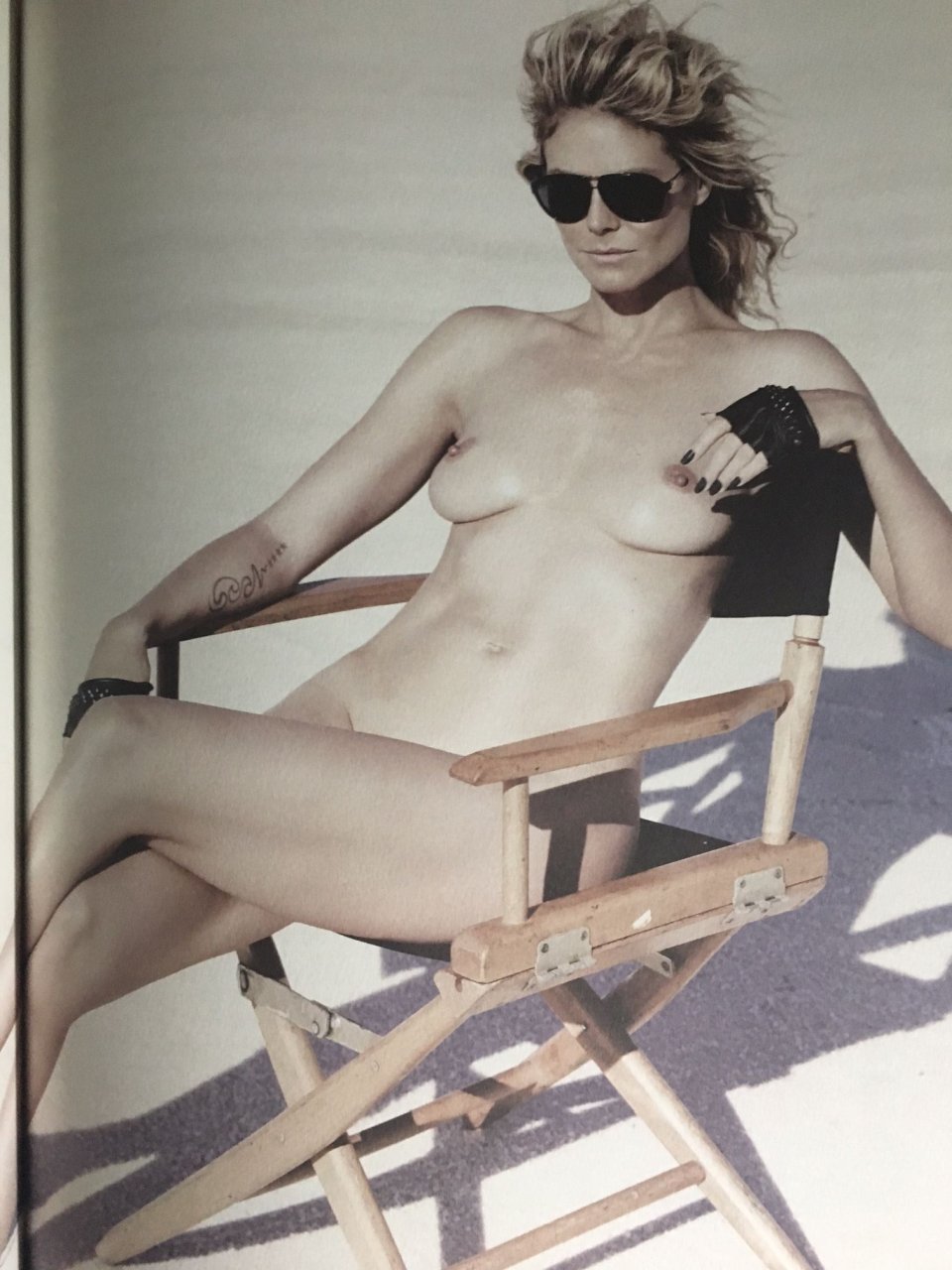 Heidi Klum exposed her chest