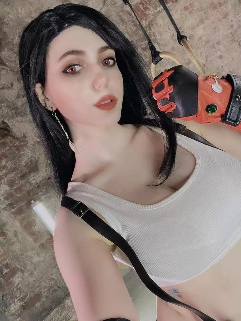 Alina Becker Bitches Girls