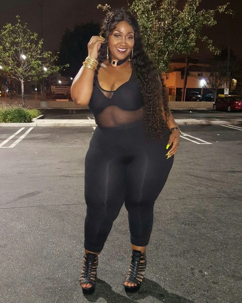 Women's thighs in nylon