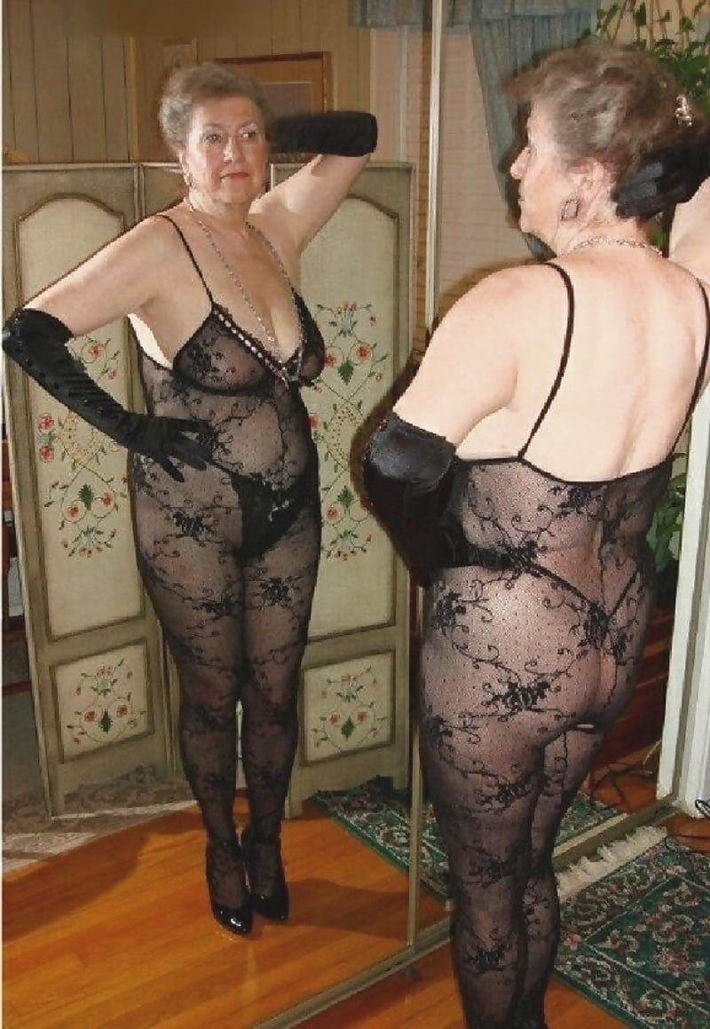 Mature grandmother in erotic lingerie