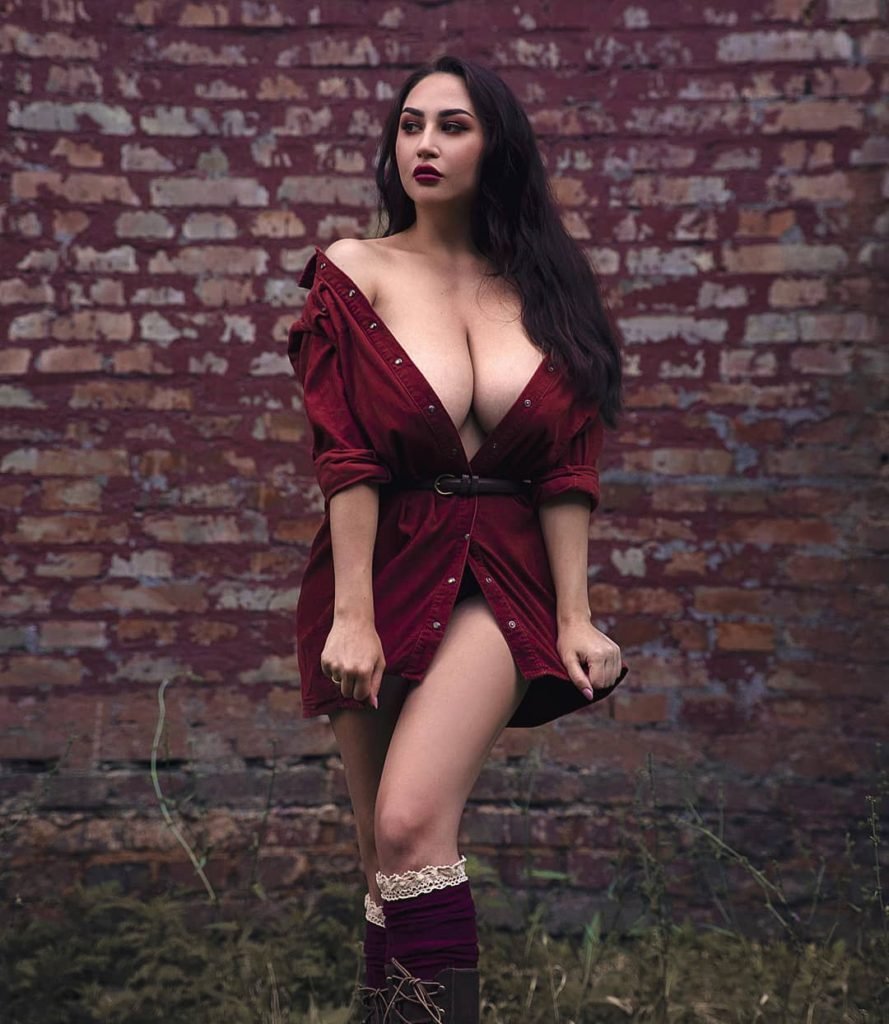 Louisa Khovanski Onlyfans 2020 Naked