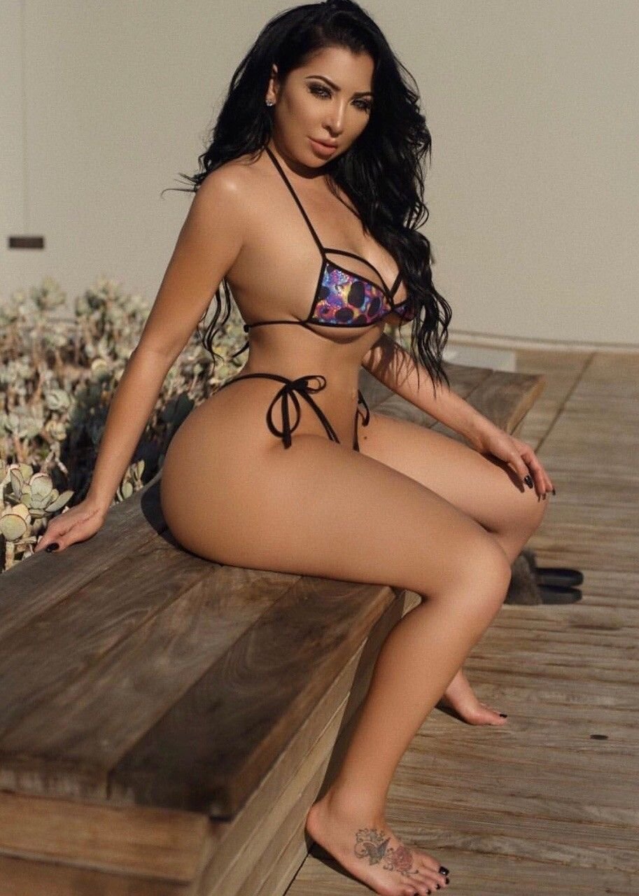 Esmeralda Pysel Nude