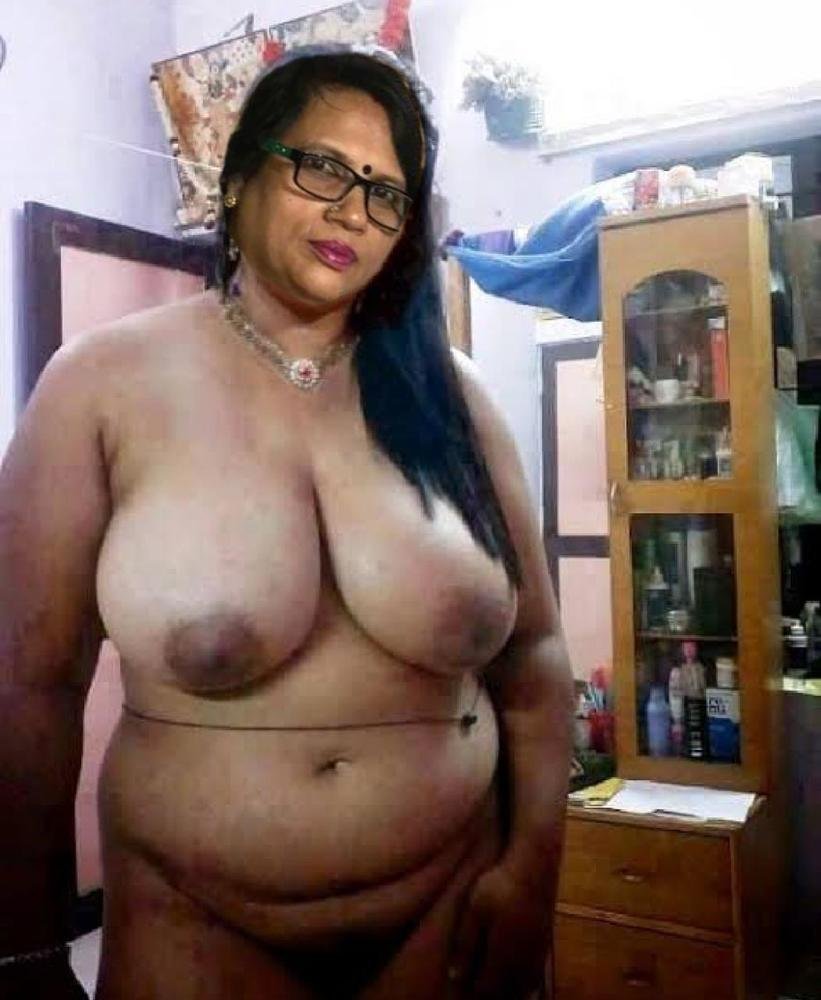 Busty Indian girl