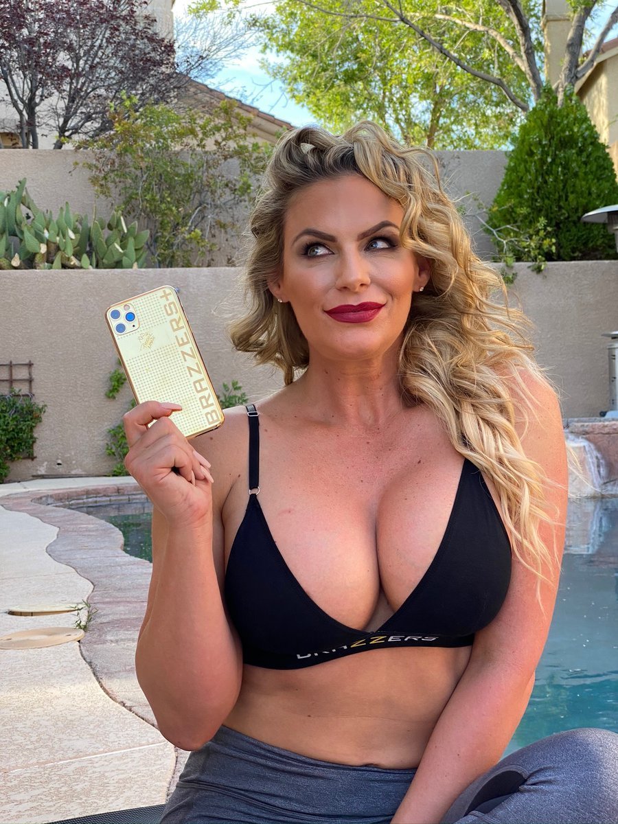 Melissa Marie Khatchinson