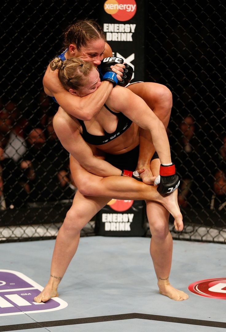 Girl MMA Paige Vanzant