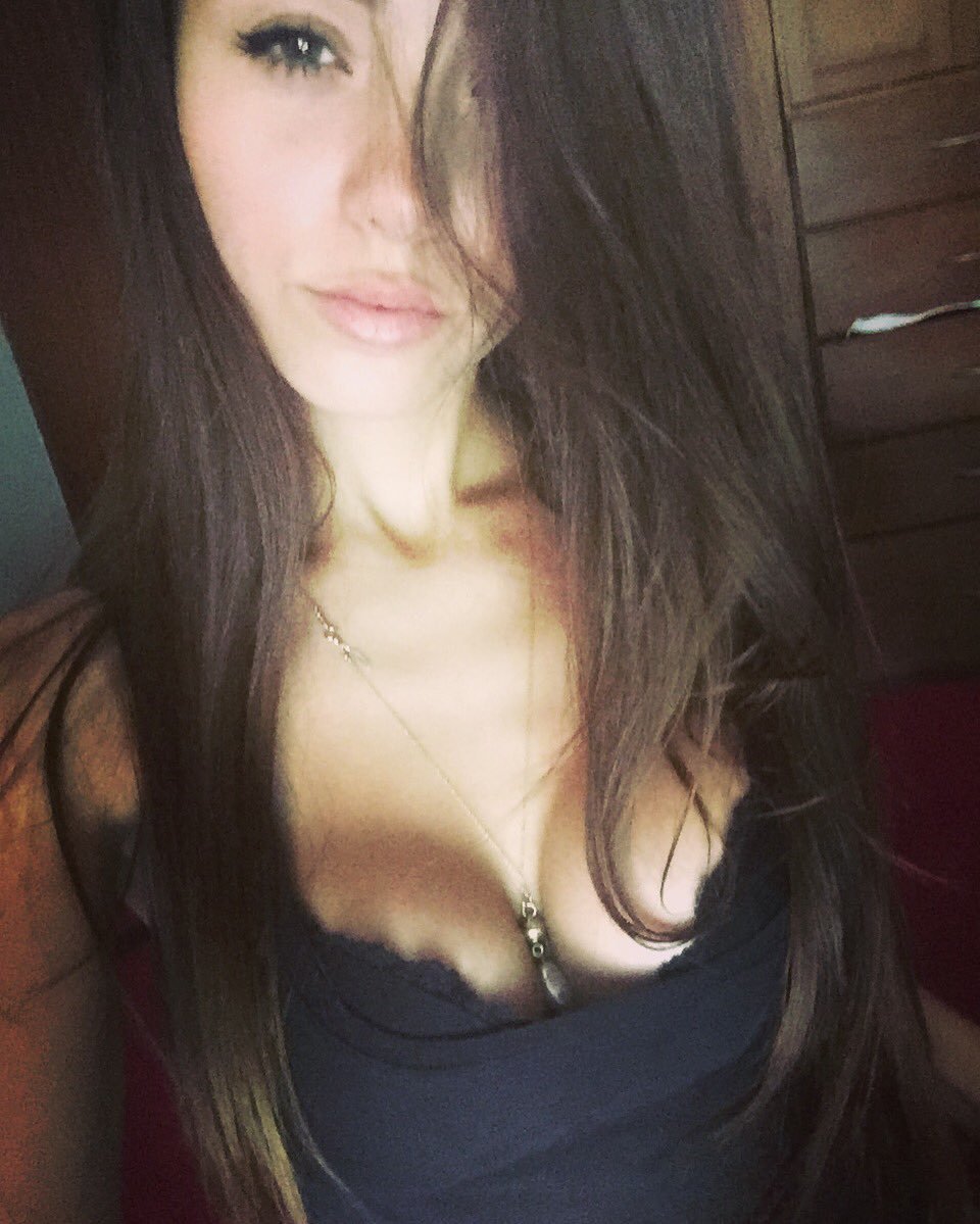 Melanie Pavol chest