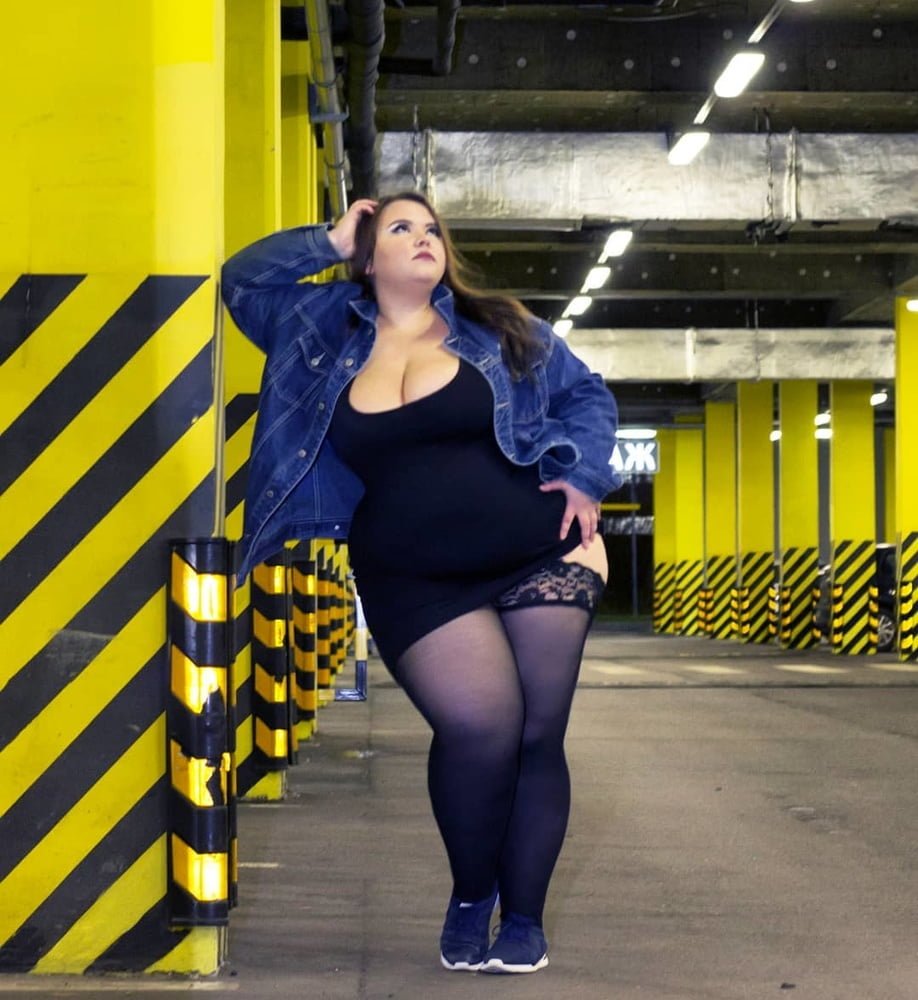 Cassie Curvycass