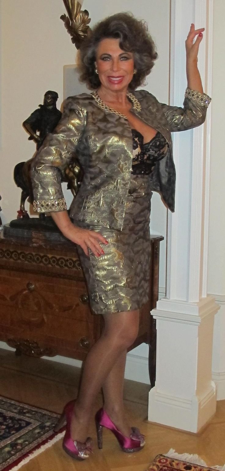 Private crossdressers