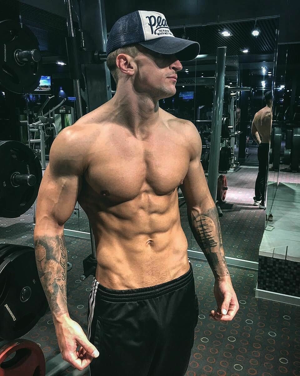 Alexander Zhirmont Onlifans