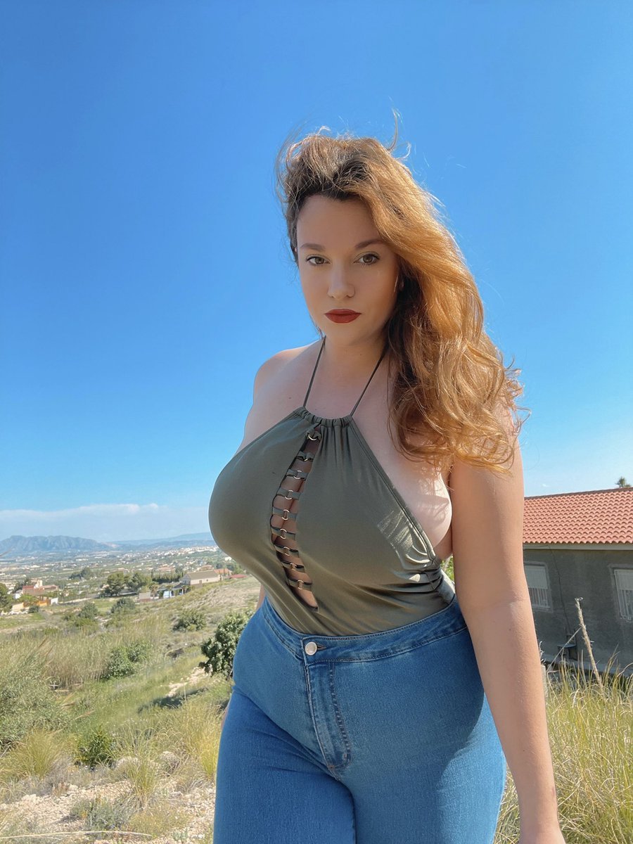 Model Diana Sirokai BBV