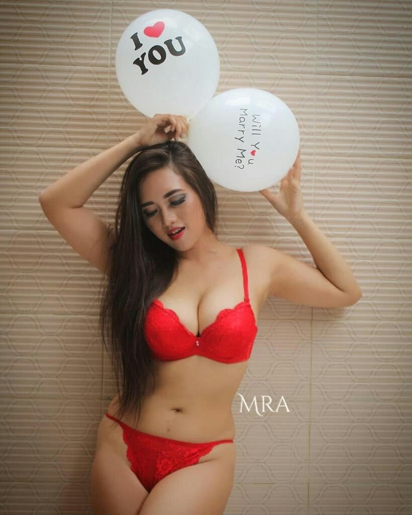 Rhina Queenzee