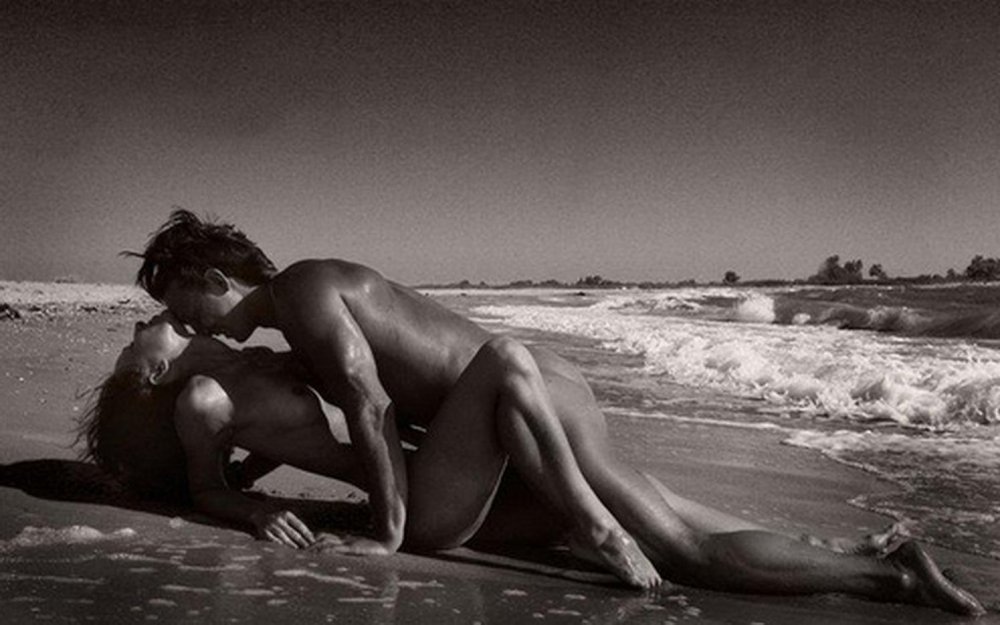 Erotic poses in water