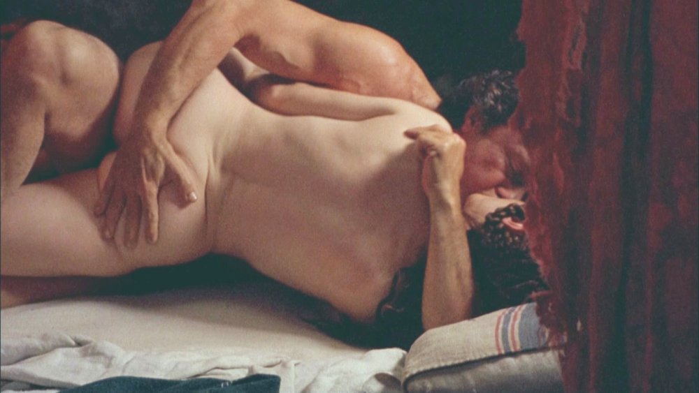 Holly Hunter Erotic scenes