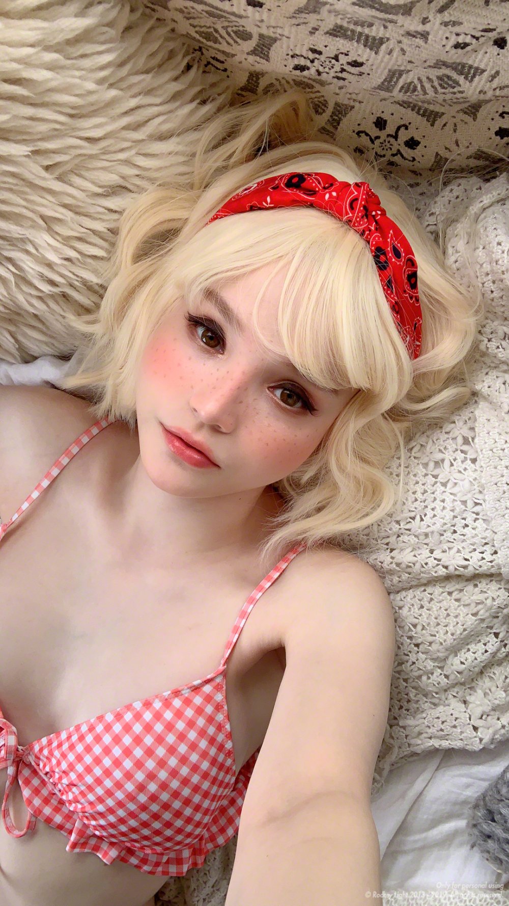 Rocksy Light breast