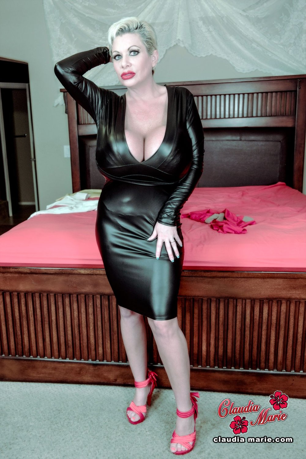 Australian model Stefania Ferrario