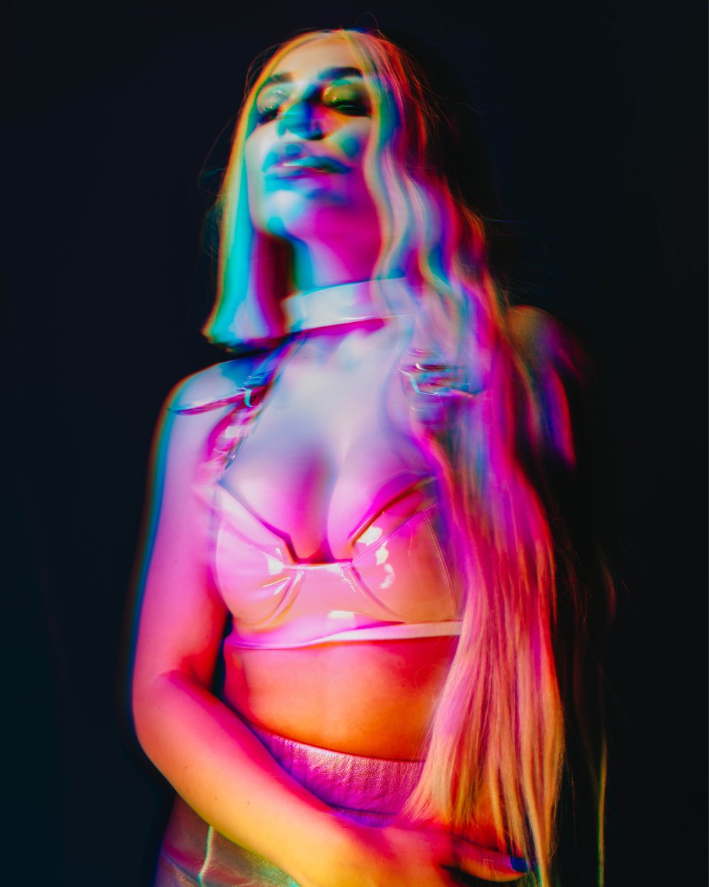 Ava Max Nyxe